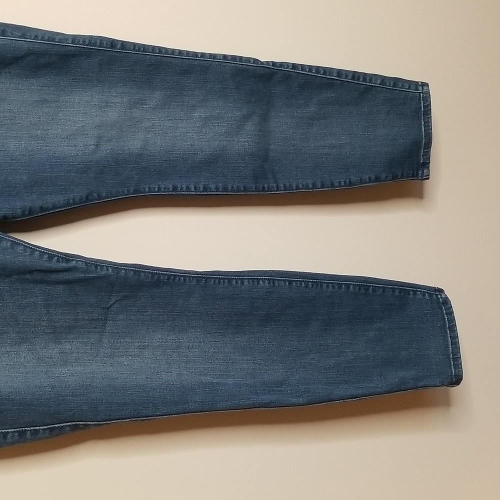 💥Torrid Bombshell Skinny Jeans 20R - Picture 3 of 8